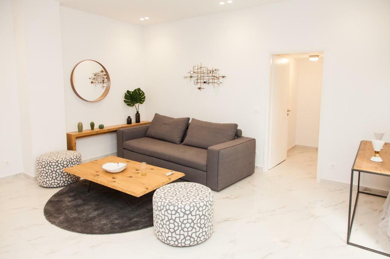 Luxurious Apartment In Athens Downtown Atenas Exterior foto